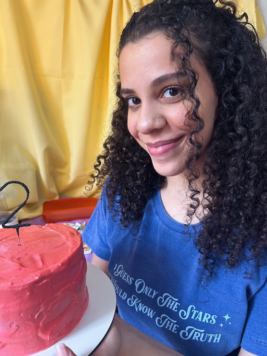 use_stormco's tweet photo. Hoje é dia OFICIAL DA TEMPESTADE 🌩️ 

2 anos que abri a Storm e eu só tenho que agradecer a cada pessoinha que nos ajuda a realizar esse sonho. Sou muito grata por TODO carinho, apoio e amor que vocês tem pela Storm 🥹💜 

#StormDay2 https://t.co/PA4KPFucx0
