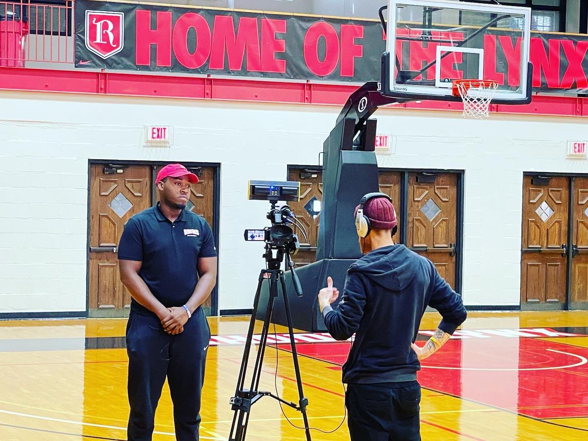 Lynx student-athletes getting more media exposure regarding our groundbreaking NIL partnership with <a href="/TheMOGLApp/">MOGL</a> #rolllynx. <a href="/RhodesWomensLax/">Rhodes W Lacrosse</a> <a href="/RhodesAthletics/">Rhodes Athletics</a>