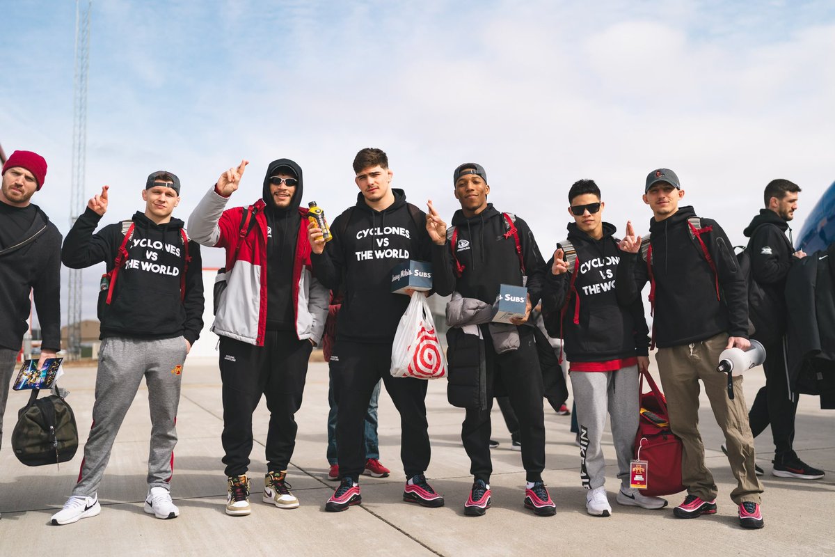 CycloneWR's tweet photo. Tulsa 🛫 https://t.co/LAfylVAZEh