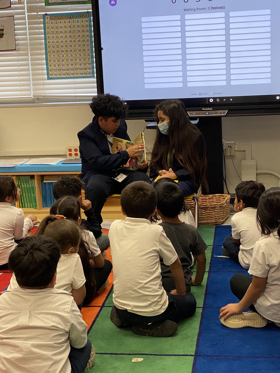 Student leaders in action!  Happy Read Across America Day! <a href="/TheLeaderinMe/">The Leader in Me</a> <a href="/unitedtolearn/">United to Learn</a> <a href="/dallasschools/">Dallas ISD</a> <a href="/Marcus_Mustangs/">Marcus Leadership Academy</a>
