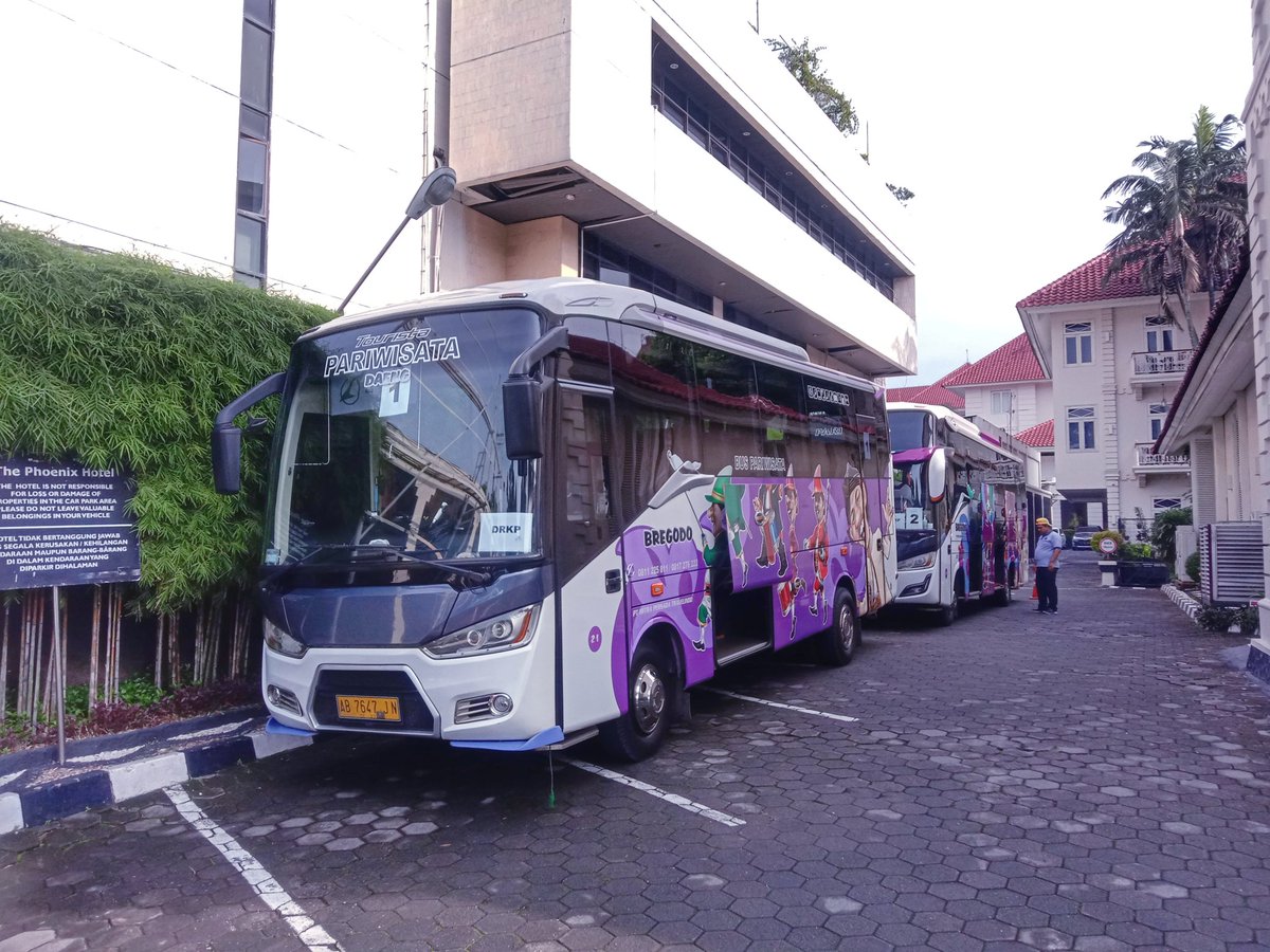 ImronH's tweet photo. @Bregodotransport
@Buswisatayogyakarta
Tulisan mengandung iklan.. https://t.co/f6JCE8hw2Q