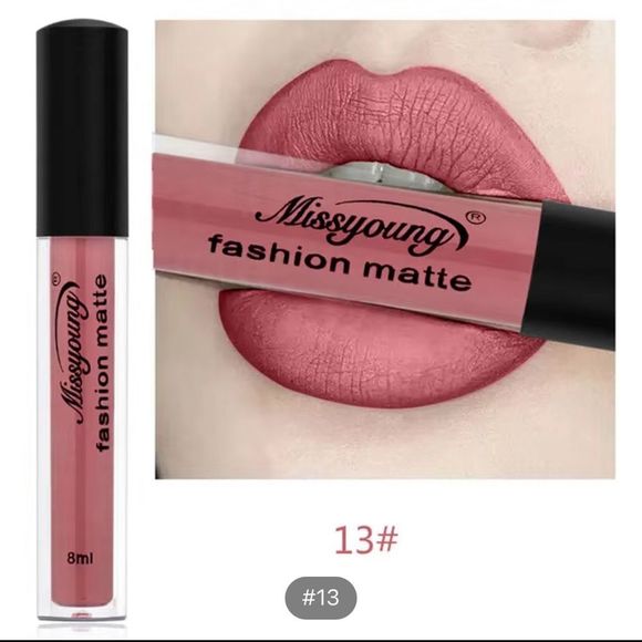 Flacalatorre's tweet photo. So good I had to share! Check out all the items I'm loving on @Poshmarkapp from @Jengerluxurious #poshmark #fashion #style #shopmycloset #maccosmetics #clinique: https://t.co/sKJClTWD2l https://t.co/yIkc1BhwlR