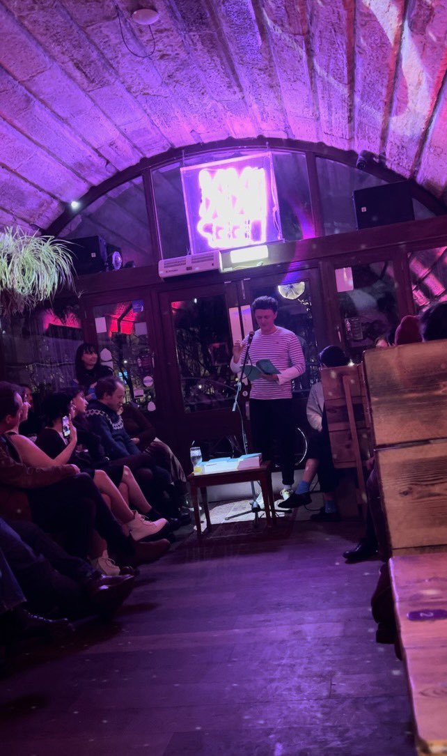 SamuelGoldie25's tweet photo. Folk will be getting sick of me posting shite about me reading but fuck it! The most amazing night reading my first ever published piece at the Gutter 27 launch event @Gutter_Magazine https://t.co/V2mOykZhIi