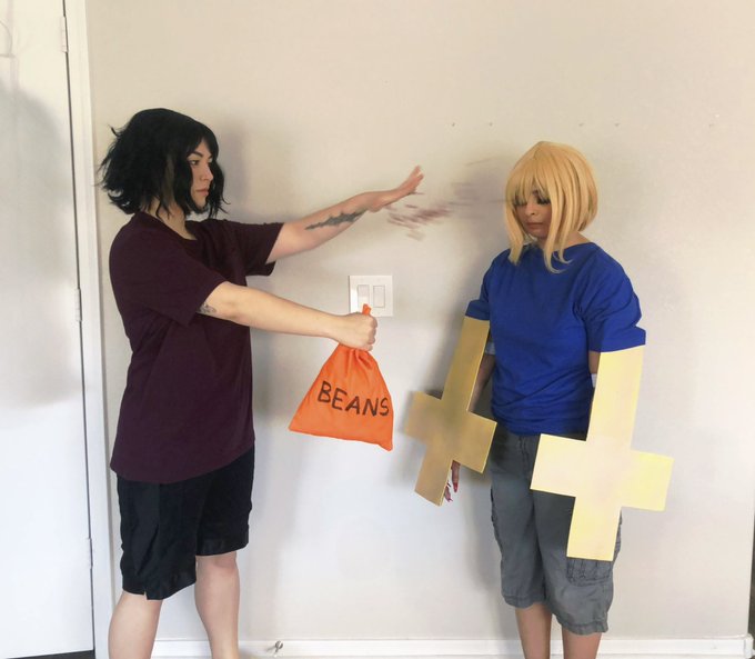 you're laughing. they threw beans on him and you're laughing. https://t.co/9RiLntYQKo