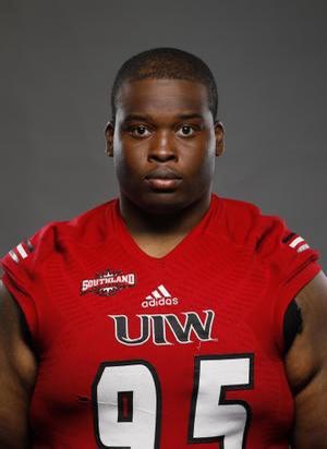 Jordan Collins
Incarnate Word, Nose Tackle 2016-2018