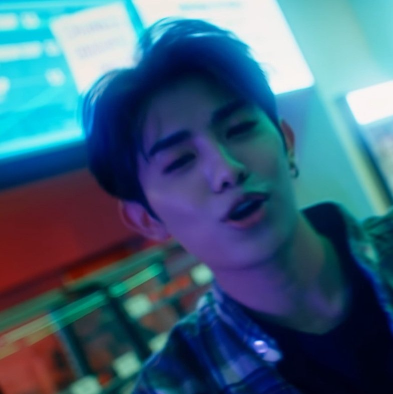 undergrOund idOl #? (@bluebluetulips) / Posts / X