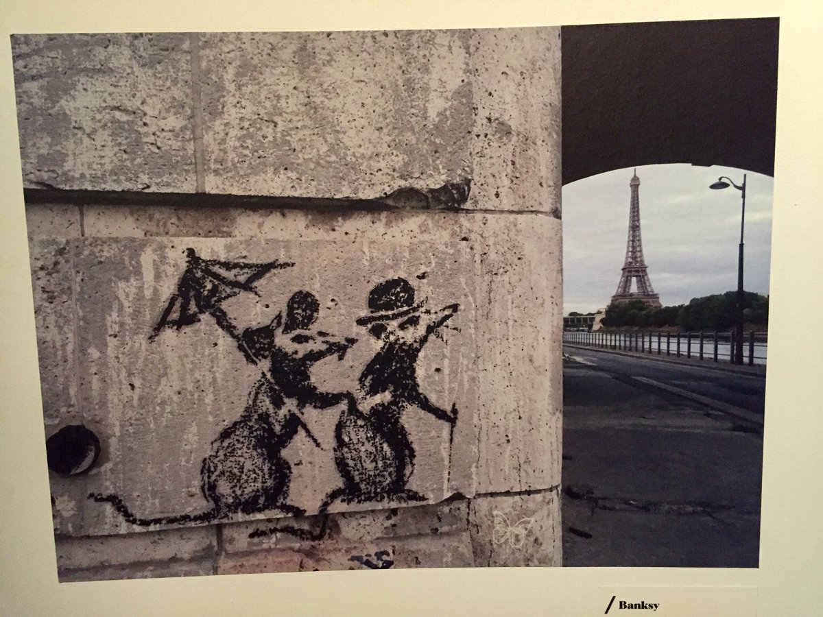 Rixilement's tweet photo. CAPITALE(S)
Et la ville se dessine https://t.co/L8lueOOosI