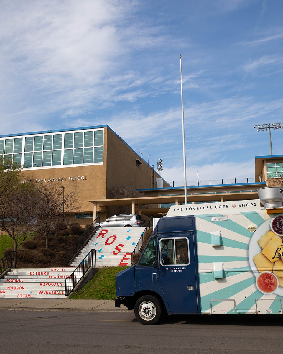 Loveless Cafe tweet media