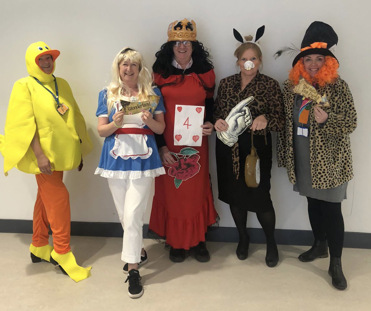 dgmcinj's tweet image. Great fun  being Alice in Wonderland plus a friendly duck at #WorldBookDay2023  @dunbar_grammar  #Rise