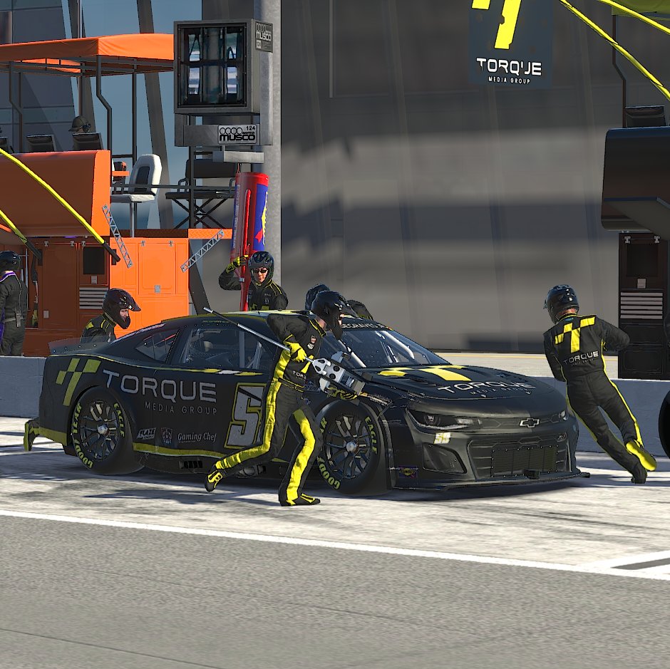 cfm_esports's tweet photo. 🏁 Checkered Flag - Fred Seagraves Jr. completes the NiS Double at Las Vegas!

Fixed: 
Started 28th
Finished 5th

Open:
Started 21st
Finished 16th

#CFMeSports #iRacing #SimRacing #eSports #CFM59 #TorqueMediaGroup https://t.co/8TYq1DMLyq