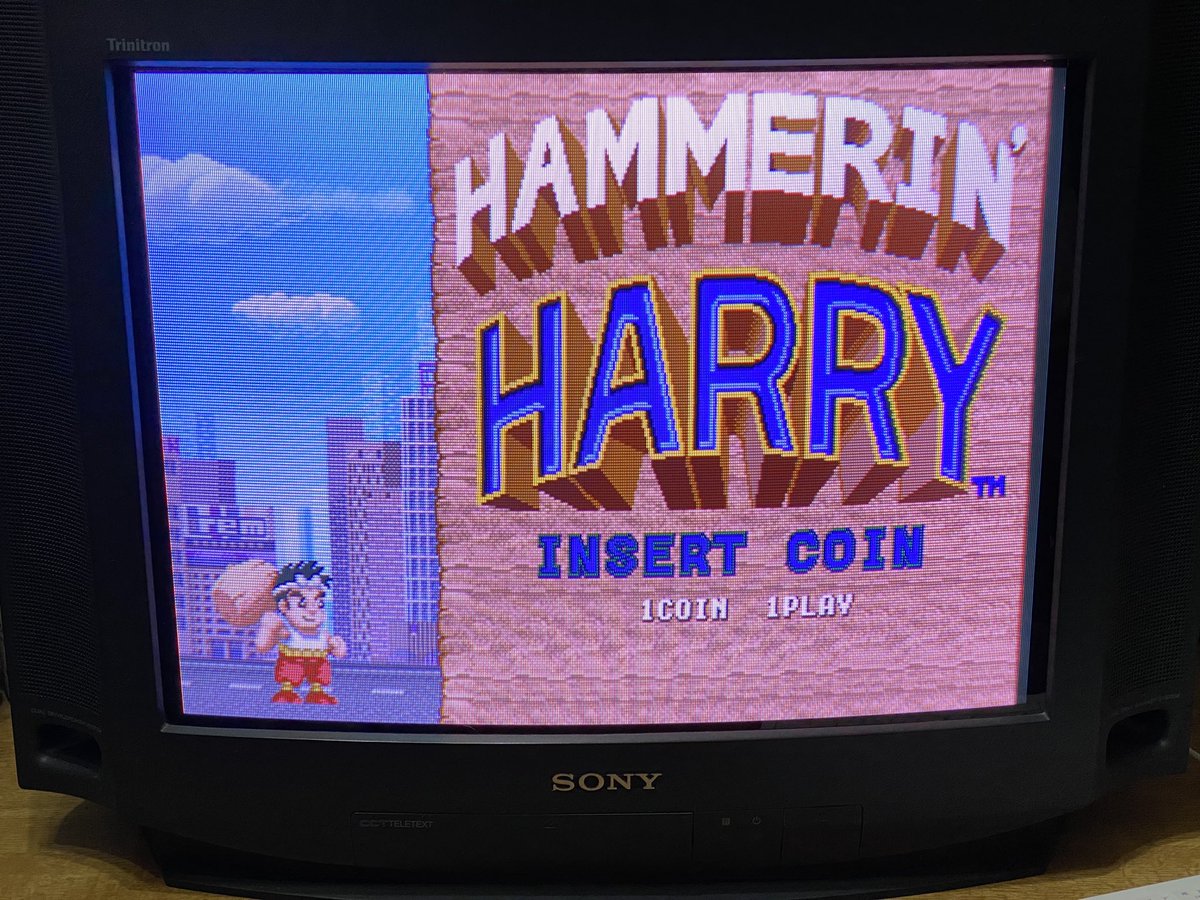 PadPoet's tweet photo. Found these near a recycle bin. Took them home. The Trinitron works - tested with #MiSTerFPGA - will report on the Panasonic in a bit. Models: Sony KV-21T5D and Panasonic Quintrix TX-25MD3P #CRT #retrogaming #Trinitron #Quintrix #Panasonic https://t.co/YIkxuP2pv8
