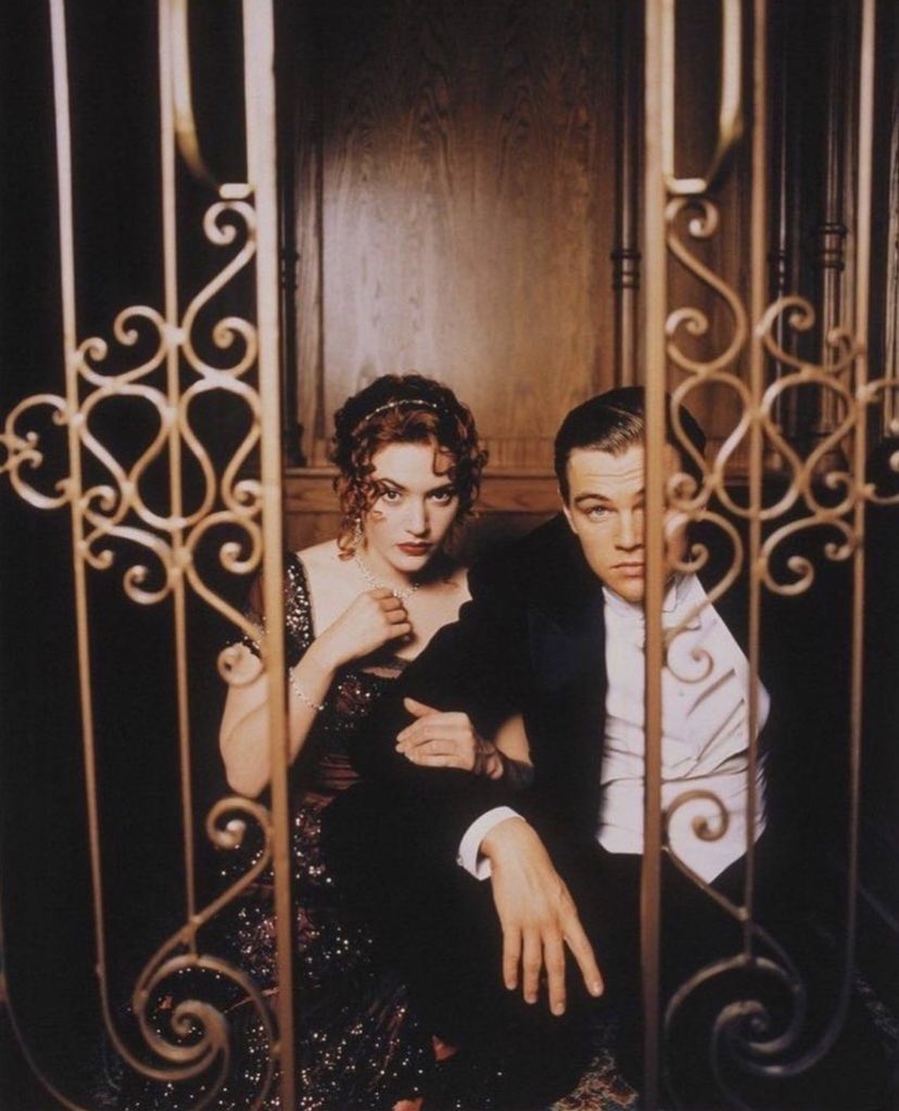 Leonardo Dicaprio and Kate Winslet in Titanic (1997)
