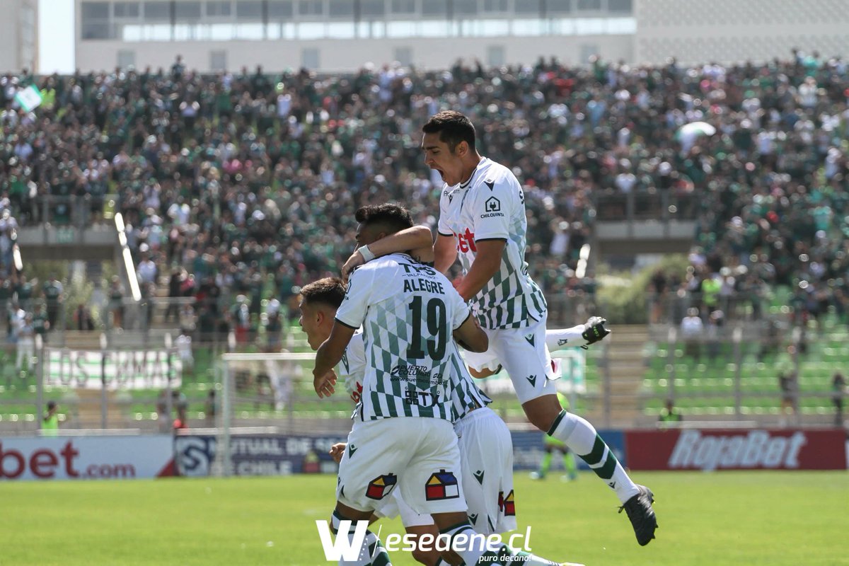 eseaenecl's tweet photo. Santiago Wanderers derrotó a Deportes Puerto Montt en Playa Ancha y ahora tiene la obligación de ratificar el repunte el próximo sábado en el Elías Figueroa.
Revisa las fotos del partido en el lente de Cristian Andaur en https://t.co/CQV9mdOJdW 📷🇳🇬 #SWvsDPM #VolveremoSW #SW2023 https://t.co/szgc3wgklM