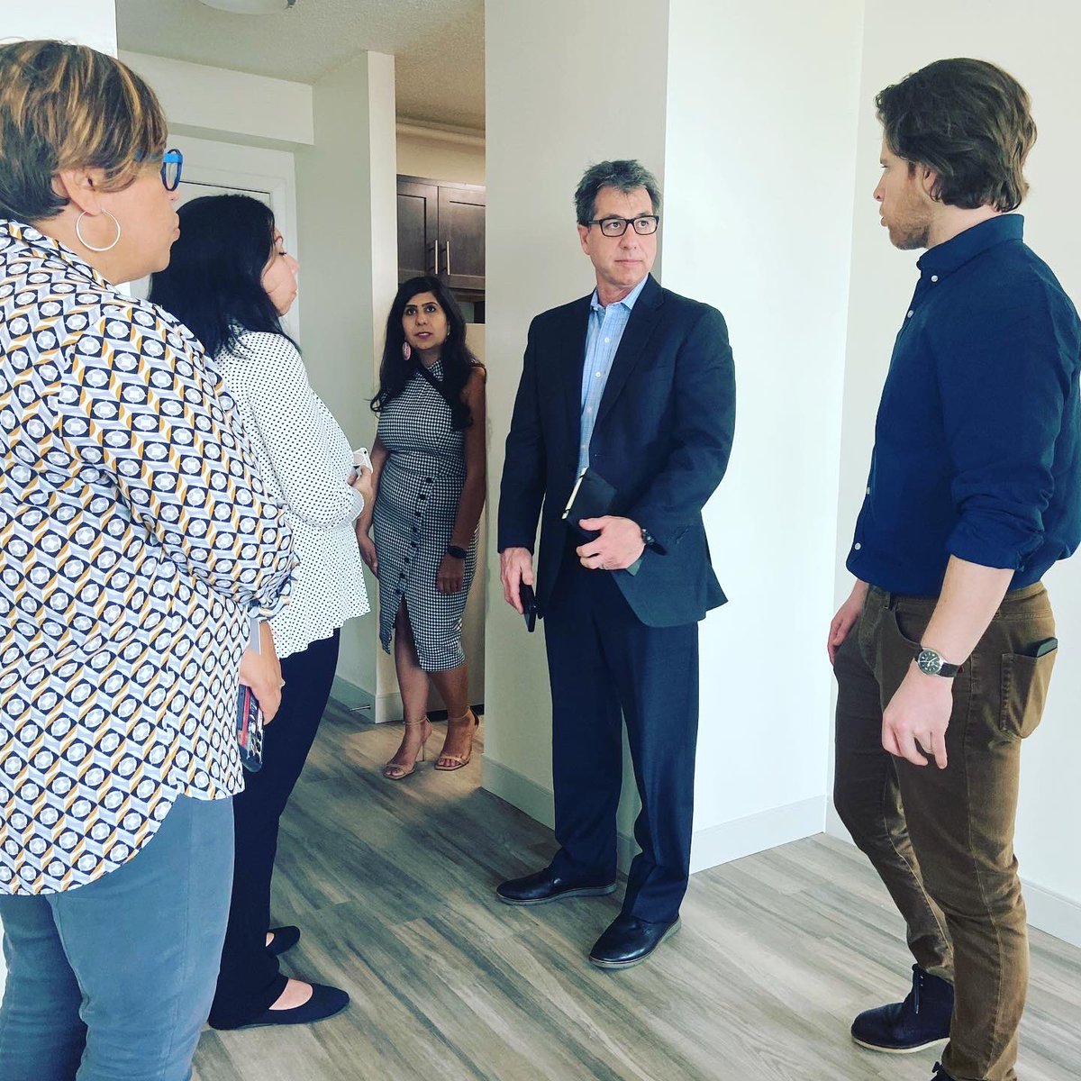 AnnaForFlorida's tweet image. Today our team took a tour of Kinneret Apartments, an affordable housing retirement community in #HD42 with deep Jewish roots. The property has been under new management and renovations will officially begin tomorrow! 1/2