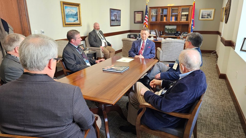 SonyaMRimmer's tweet photo. Electric Cooperative Day on the hill, VEC Volunteer Energy Cooperative - Official leaders  met with state legislators in Nashville to discuss issues important to the cooperative. #broadbandforall #coopscare #everyvotematters https://t.co/TMtMQe0Ju6