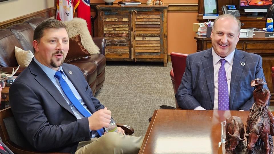 SonyaMRimmer's tweet photo. Electric Cooperative Day on the hill, VEC Volunteer Energy Cooperative - Official leaders  met with state legislators in Nashville to discuss issues important to the cooperative. #broadbandforall #coopscare #everyvotematters https://t.co/TMtMQe0Ju6