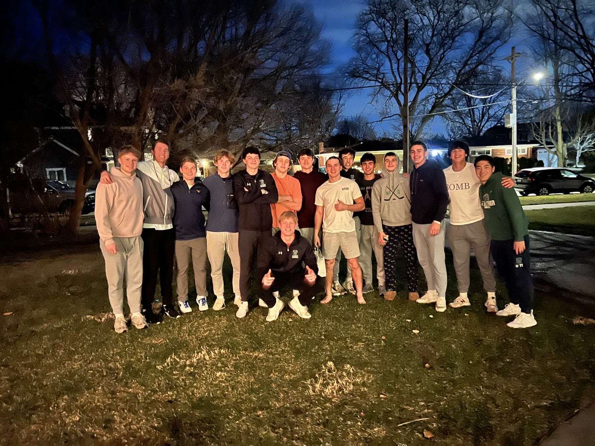 Mike Naps tweet media