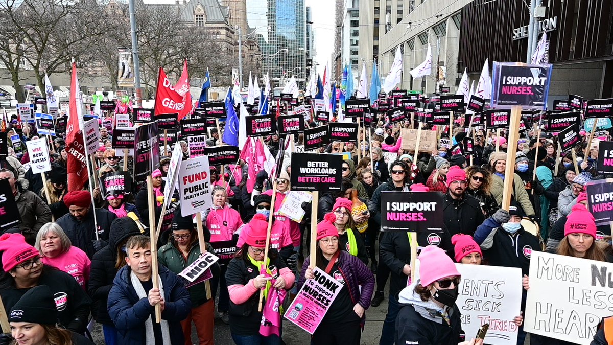 ontarionurses's tweet photo. There's no easy way to capture all that you accomplished today.

THOUSANDS came out to #SupportNurses.
And this is just the start.

@OntHospitalAssn &amp; @fordnation this is what solidarity looks like. Are you ready for it? #onpoli https://t.co/lc38Gy05Lm