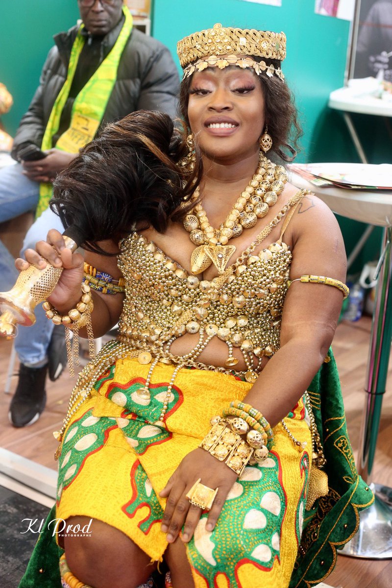 KLidwyne's tweet photo. #Salonagriculture #cotedivoire https://t.co/zNqg92XoyC