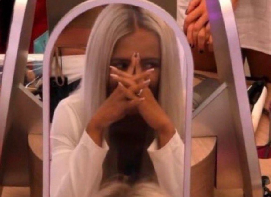 Joe_McDonald_'s tweet photo. Sammie has seen first hand what she’s in for every time Tom’s football team loses once they’re back out the villa 🤣#loveisland https://t.co/no661tHNZd