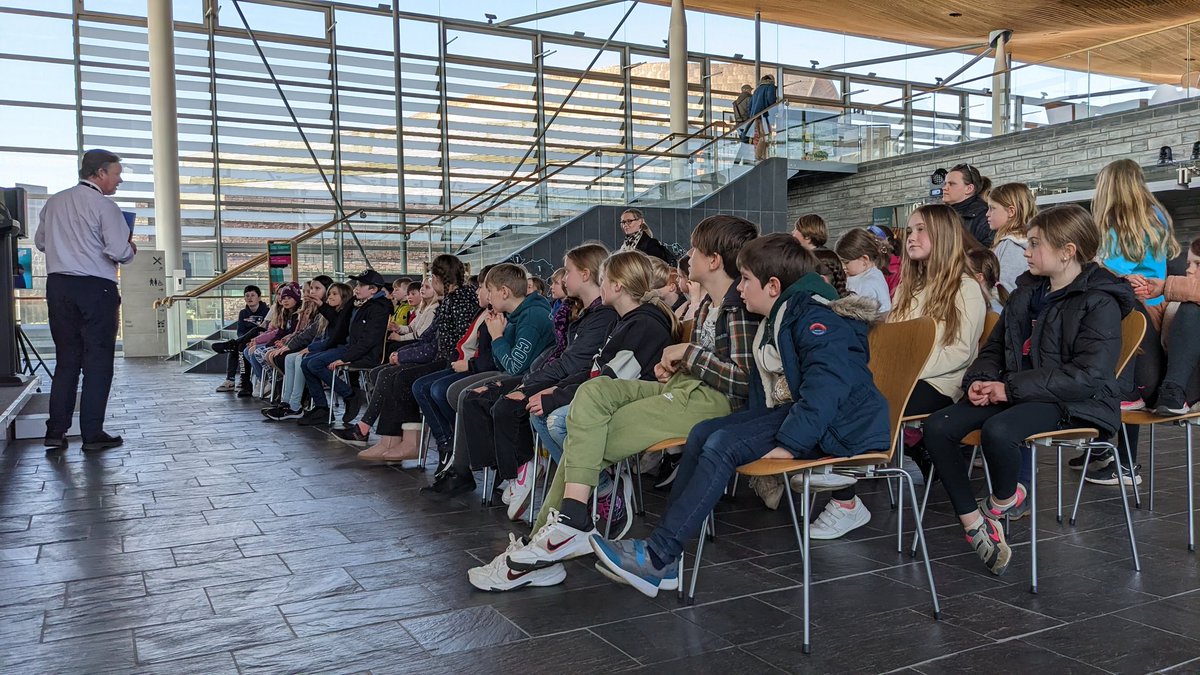 thedellschool's tweet photo. Y5 are having a brilliant time @Urdd Cardiff. We've had a lovely walk along the barrage (we 'found' a park too!😉) really brilliant tour of the Senedd: learning all about how parliament works, demonstrated our bowling skills and a lovely movie night to end our day. https://t.co/knbq8uqXLf