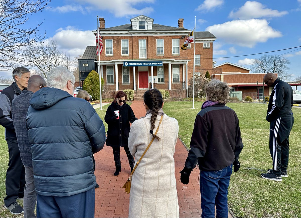 FRM_mission's tweet photo. The @247prayerroom & the Frederick County Prayer Canopy came to pray with us yesterday. We could not do what we do without a foundation of prayer!
#prayer #pray #PrayerCanopy https://t.co/4eTngA6MQM