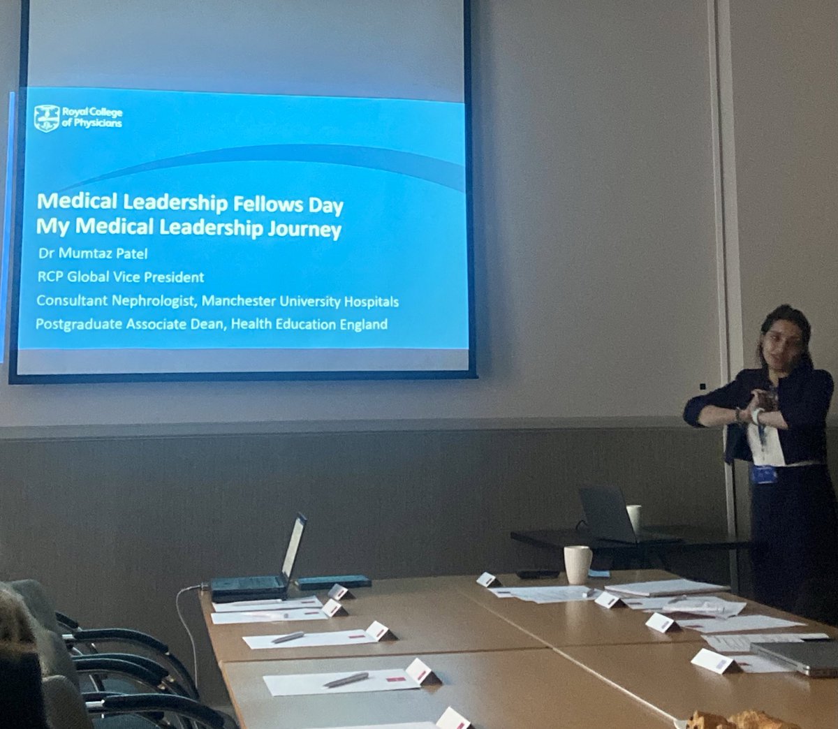 Sian_Dobbs's tweet image. Really inspired after hearing @Mumtaz_Patel_1 talk at  @NHS_HealthEdEng today with the @NHSHEE_NWest Medical Leadership Fellows. Thankyou! #compassionateleadership