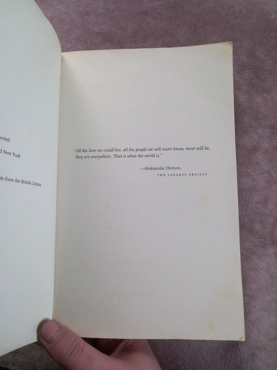 Ellewardo's tweet photo. 📖 currently re reading 'Let the Great World Spin', what a great epigraph to start with https://t.co/pHs4rkPwsT