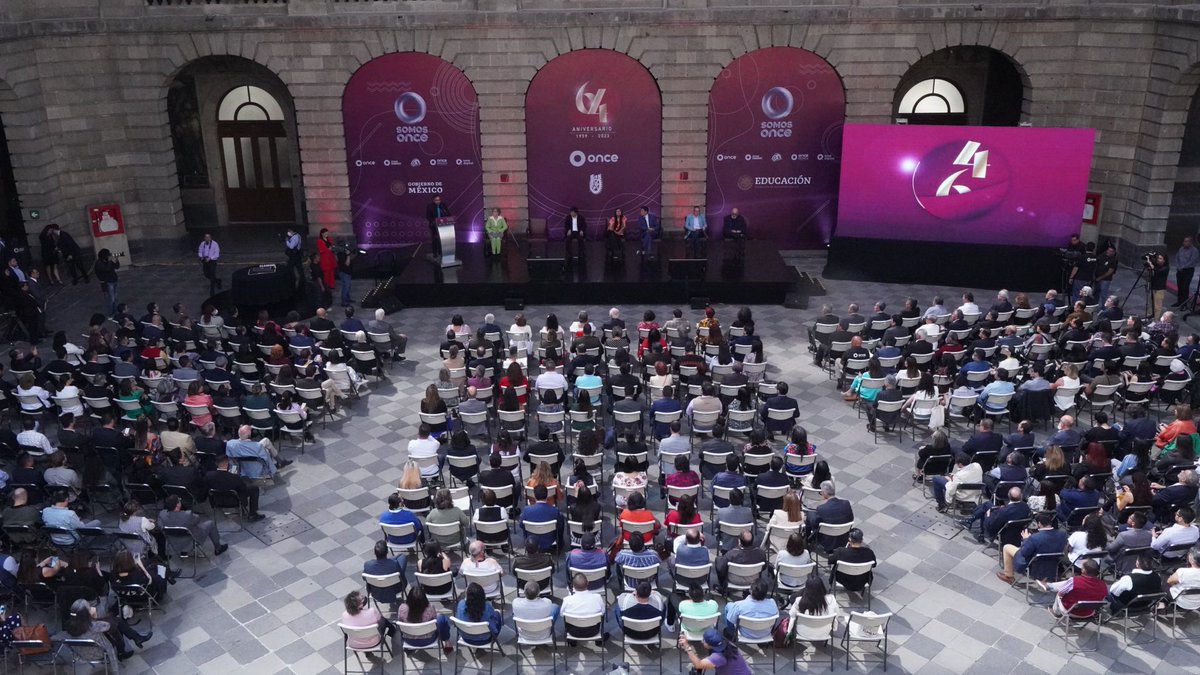 Carlos Brito tweet media