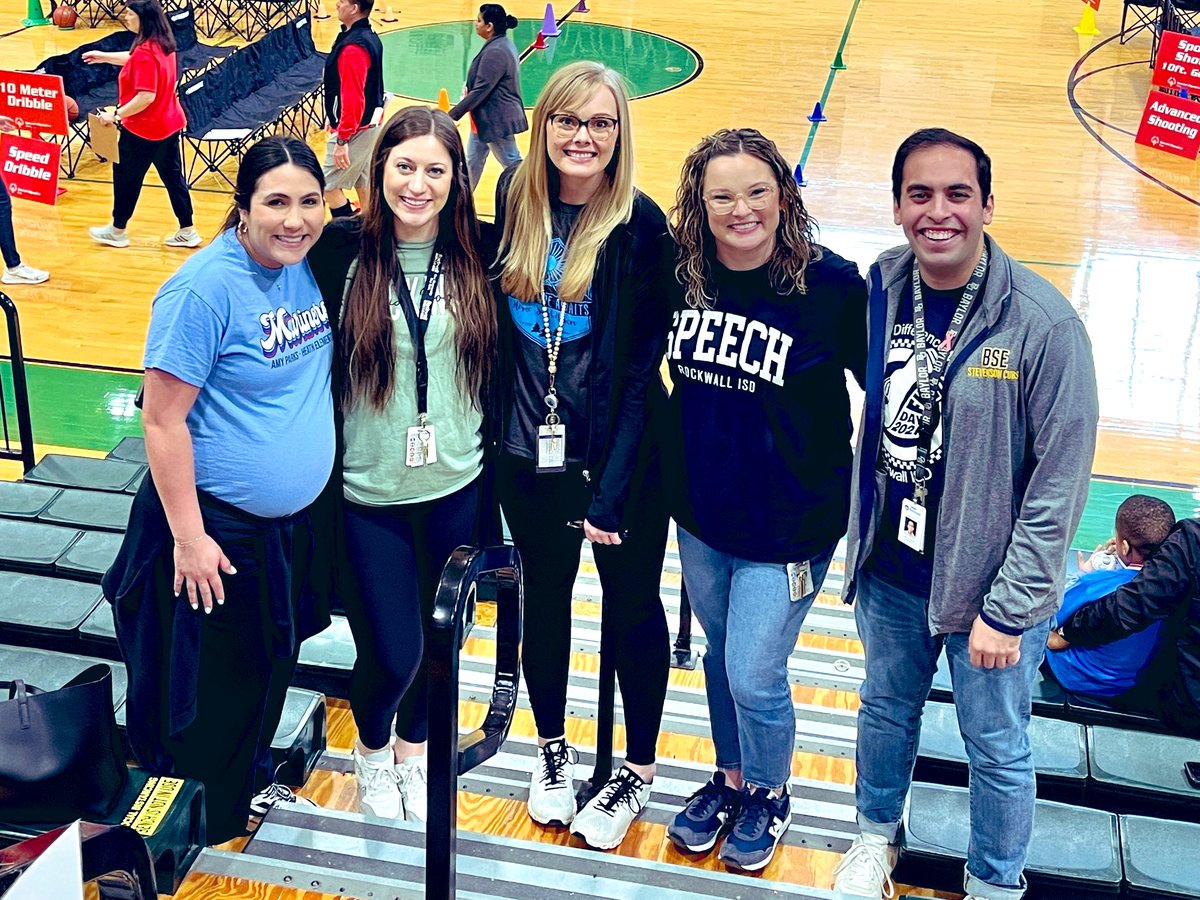 Rockwall SLP’s had the best day cheering on students at the Special Olympics Event! 🤩