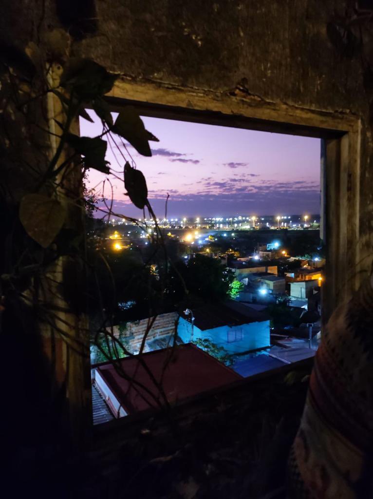 Así vivimos nuestro último “Te Invito un Tere”🧉🇵🇾Muchas gracias a los amigos del Centro Cultural El Agujero de Vysoka, por recibirnos🙌🏻Nosotros estamos comprometidos a seguir impulsando espacios ciudadanos donde hablar de política no sea tabú! Atentos a nuestra próxima edición📲