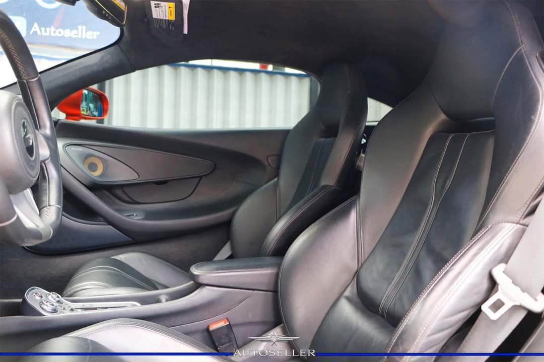 AUTOSELLER2's tweet photo. #McLaren 🇬🇧 
🚘 #570S
✅Modelo 2019 
🏎Motor 3.8L #Twin #Turbo Premium Unleaded V-8
⚙���Transmisión  Seamless Shift Gearbox 7-spd auto-shift man 
✅RWD 
🔸SOLO 16mil Millas
🏎Modo Para Pista 
⚡️Leds 
🔊Bowers &amp; Wilkins 
🛞Aros R/20 
🔥Precio: Dm
📲 WhatsApp: 5203-829
#Guatemala https://t.co/41P7CwrzBm