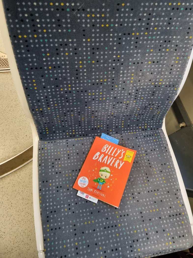 Great idea from <a href="/MCRMetrolink/">Manchester Metrolink 🚊</a> today. A free book for every commuter #WorldBookDay