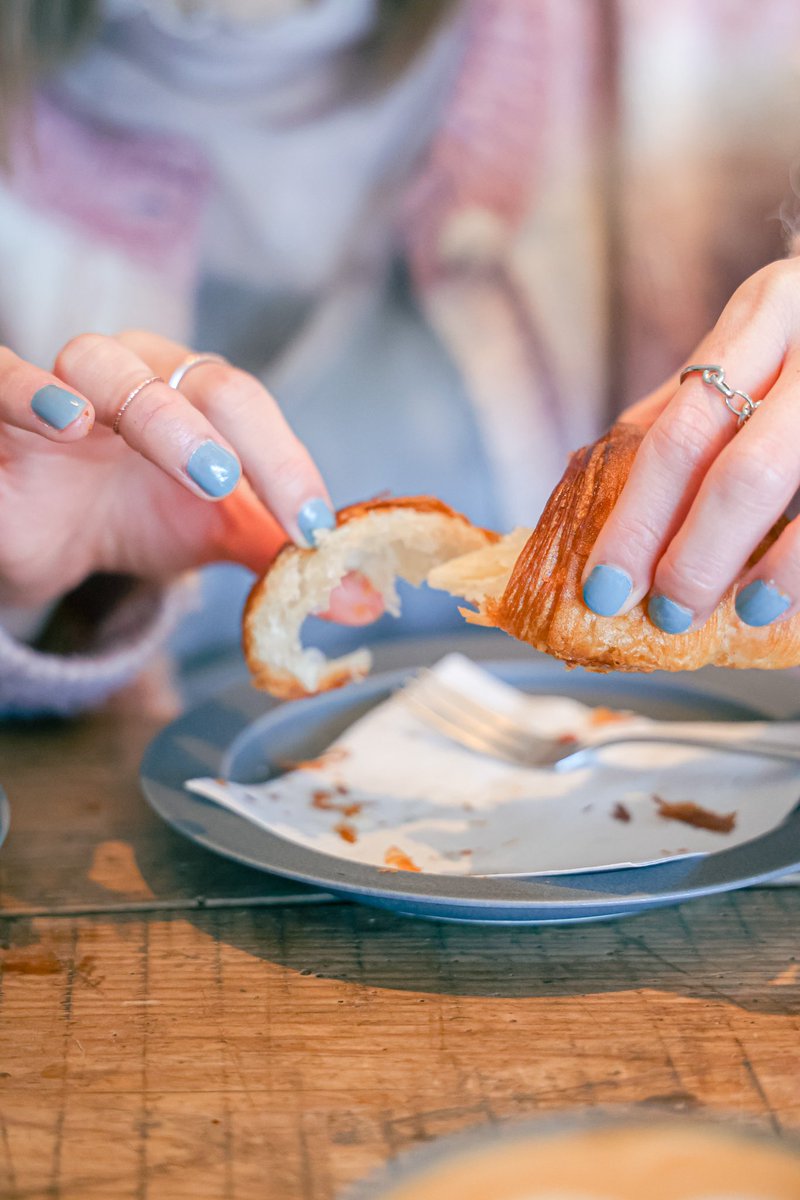 ここのカフェ、とってもお洒落だった🥰カフェはやっぱり最高🫶これ見てるとお腹空いて来た笑🫣🤭
今日も1日頑張ろー🫶

#カフェ巡り
#被写体やります
#撮影会モデル
#被写体モデル