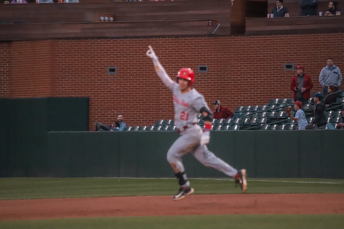 ScottBeaton's tweet image. Iconic @missed_photo 🫣