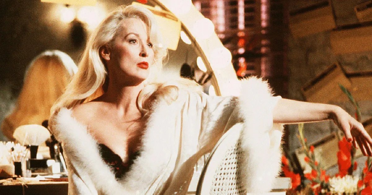 Candy Wife of the Day: Madeline Ashton from Death Becomes Her