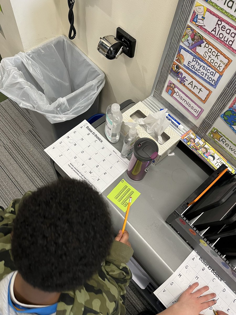 mskatieschuster's tweet photo. First grade friends worked hard on their base ten knowledge in ASP! #writetheroom #mckinleystrong https://t.co/mUZJxlaHs6