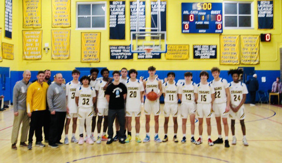 ZackConnell2's tweet photo. Another  year in the books at @AC_Athletics. These kids deserve a lot of credit for sticking together and  overcoming adversity throughout the year.  @Coach_Sarmiento is building a great program and I’m proud to be a part of it. Thank you for another great season. https://t.co/eKOIFsr2bv