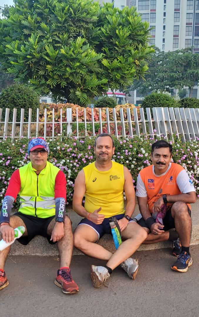 brijesh337's tweet photo. #trainningtogether #KDRIANS #kdrrise #kdrr #kalyandombivalirunner #imkdr #Love #peace #Run #mumbairoadrunners #runforfun #runeveryday #runtoburn #run2fit #Fintness #Brooks #TMM #Marathon #running #MRR #Run4Fun #brooksrunningindia #sparxrunningshoes #Sparx_Shoes #Campus_Shoes https://t.co/fWQGPdt73j