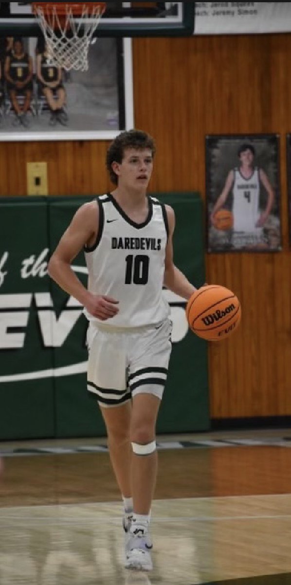 Daredevils Basketball (@daredevilsports) on Twitter photo 🚨🚨<a href="/Reynolds14Sam/">Sam Reynolds</a> closes out a record setting career by scoring 1,072 points THIS season.
Sam ends his career with 2,794 pts which puts him in 4th place in Arkansas High School History as recognized by the <a href="/ArkActAssn/">Arkansas Activities Association</a>
CONGRATS Sam!!!💚🔱🏀 🚨🚨<a href="/Reynolds14Sam/">Sam Reynolds</a> closes out a record setting career by scoring 1,072 points THIS season.
Sam ends his career with 2,794 pts which puts him in 4th place in Arkansas High School History as recognized by the <a href="/ArkActAssn/">Arkansas Activities Association</a>
CONGRATS Sam!!!💚🔱🏀