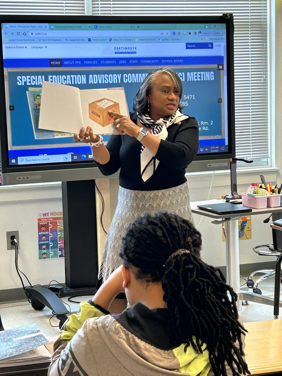 Thank you Vice-Mayor Lisa Lucas Burke for reading to my class for Read Across America! We appreciate you!