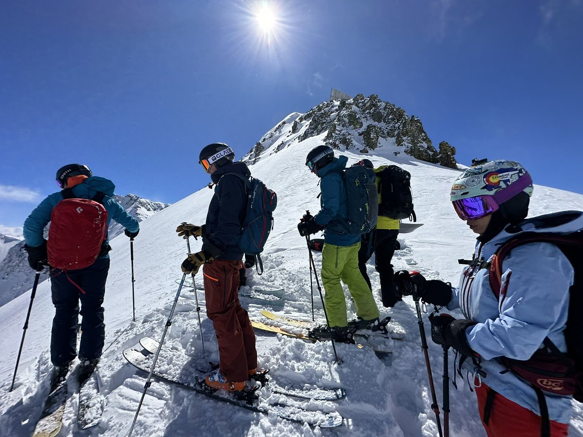 andrew hyde tweet media