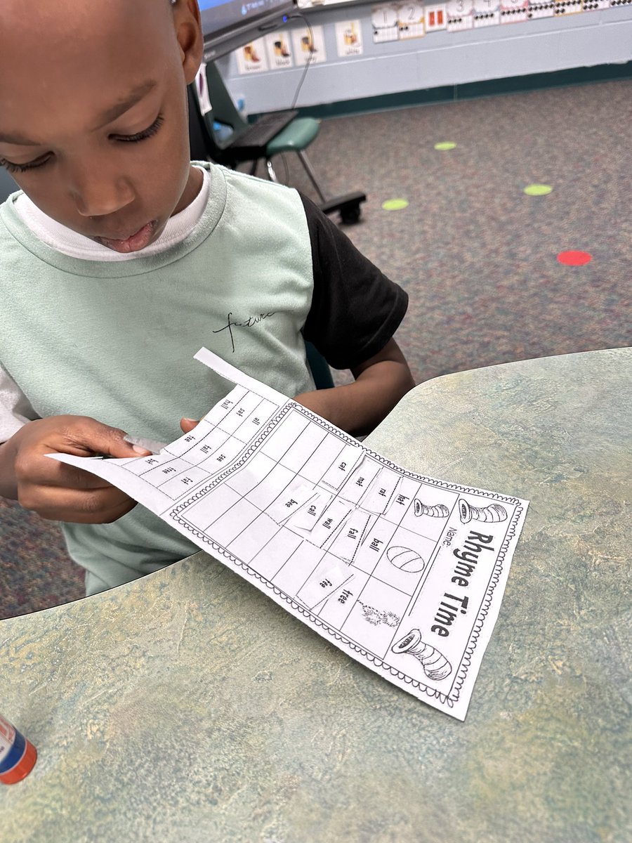 Celebrating Read Across America with green eggs and ham! Oh and we can’t forget rhymes! <a href="/HumbleISD_PLE/">Park Lakes Elem</a>