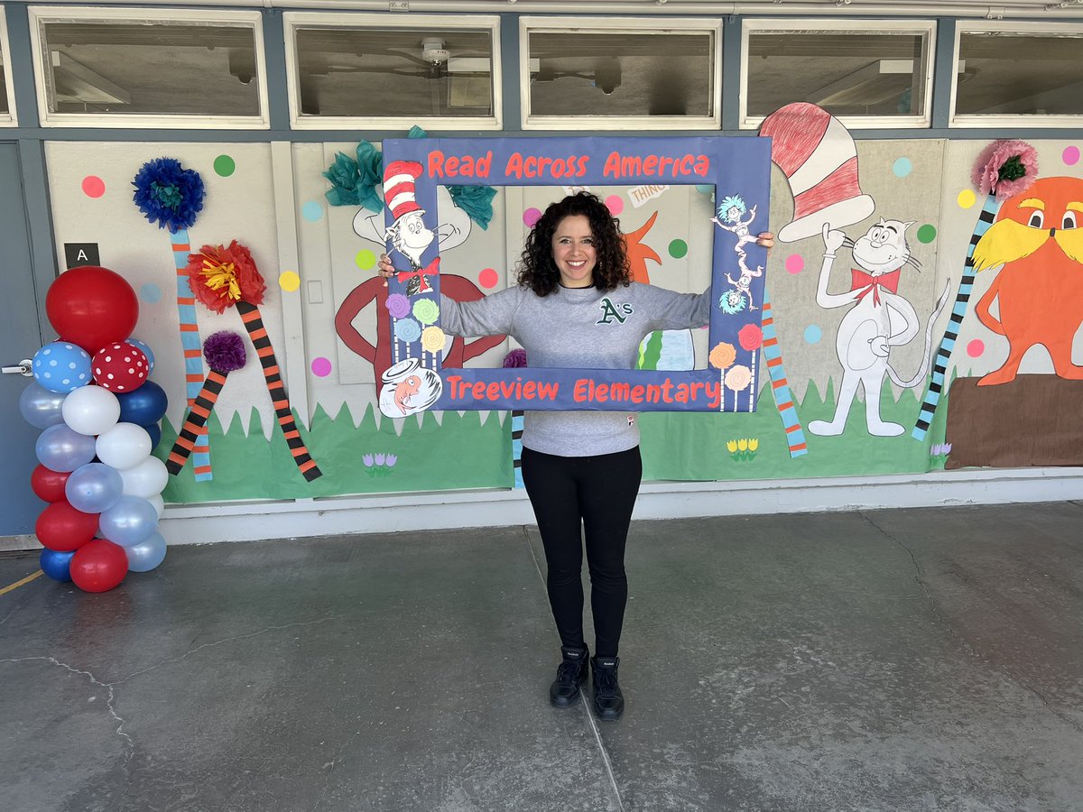 Amelia Schimmel on Twitter "In honor of Dr. Seuss’s birthday, I got to