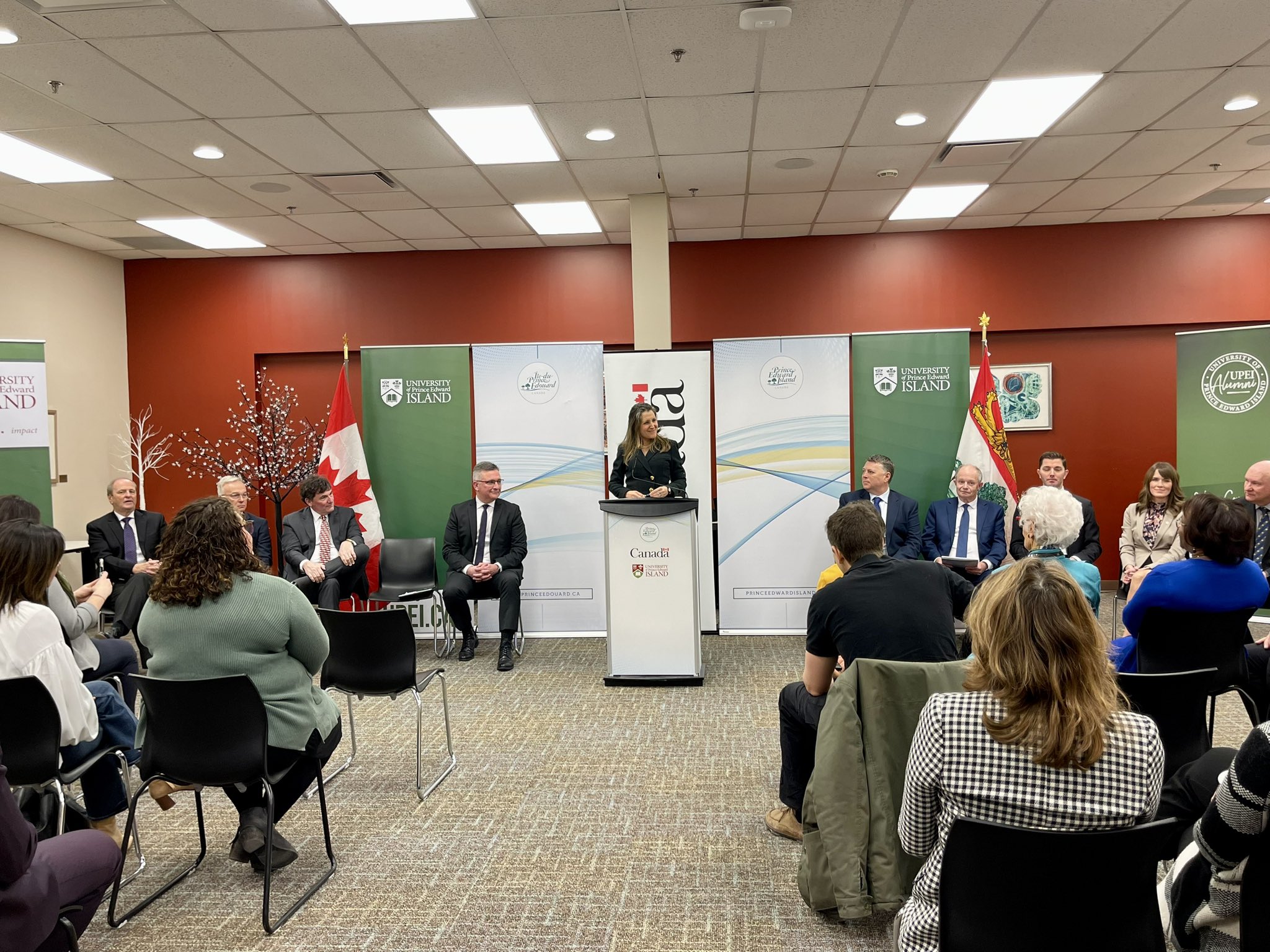 Chrystia Freeland on Twitter "By working together—the federal