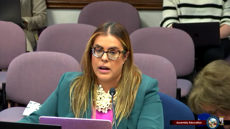 NevadansCount's tweet photo. After the 2020 Census "we took pride in our state's diversity, which ranked third in the nation," states Emily, "this bill will inadvertently diminish representation." #NevadansCount #NVLeg #NVRedistricting #Redistricting #AB118 https://t.co/BOpVfe3LHC