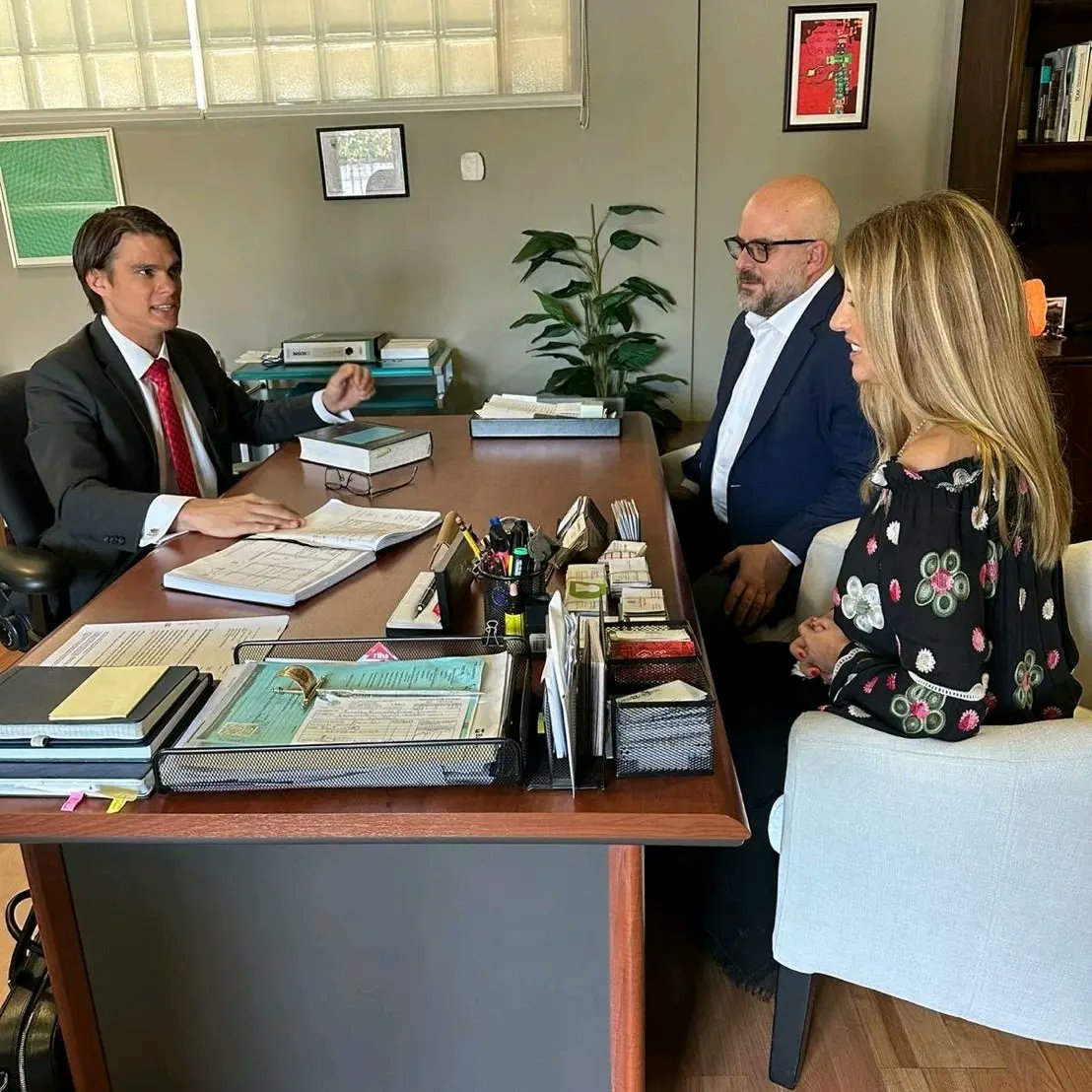 LexincorpCA's tweet photo. It was a pleasure to receive Multilaw's Chair Carmo Sousa and CEO Adam Cooke at our Lexincorp Costa Rica office. We had the opportunity to hear about their future projects in which we will be more than happy to participate. Thank you! 

#Lexincorp #lexnews #multilaw #CostaRica https://t.co/a4mRX0hYZo