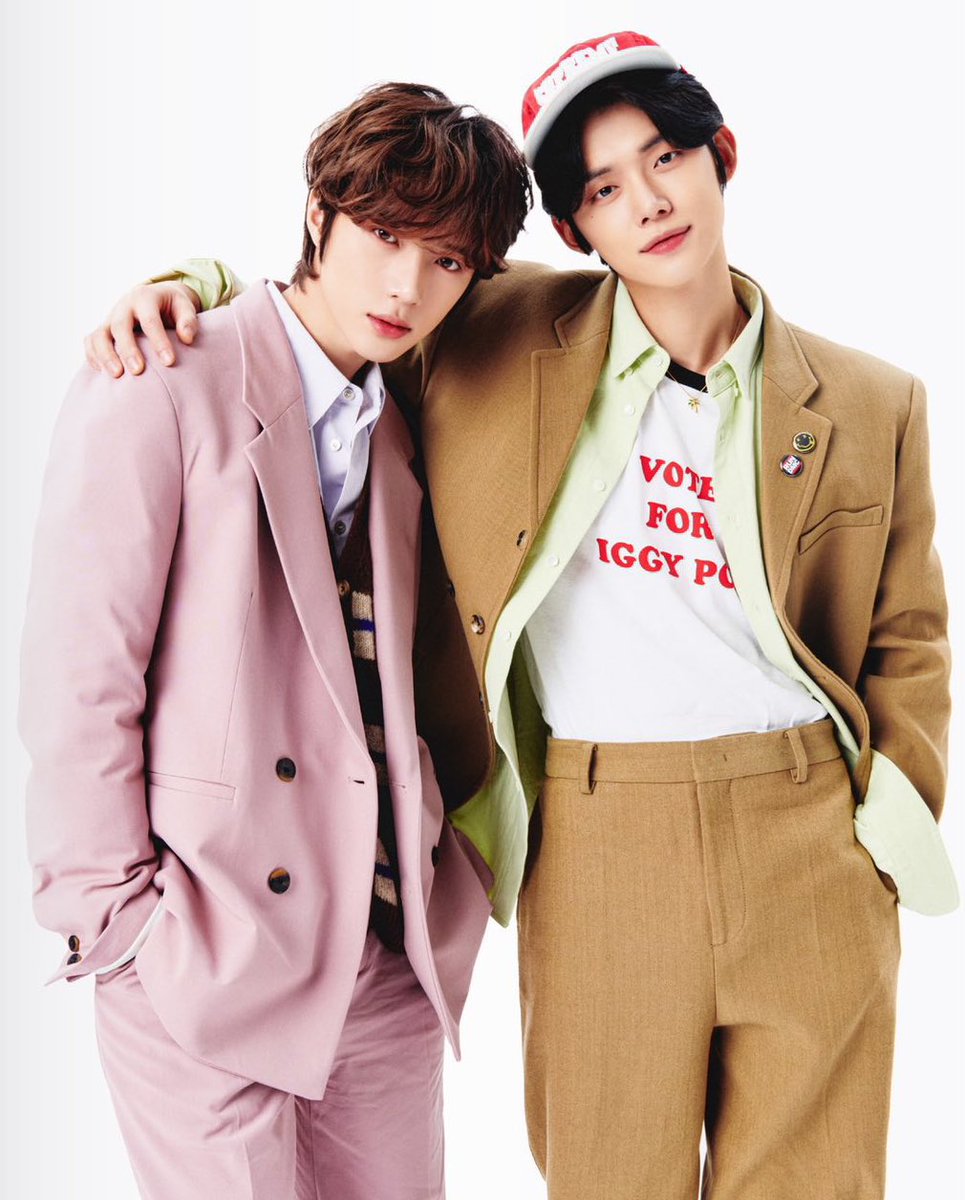 idin85_'s tweet image. ของอะไรที่ต้องมีติดตู้เย็นตลอด

🦊 : เบียร์
🧸 : น้ำอัดลม

รู้เลยว่าใครโตละใครยังเป็นเบบี๋555