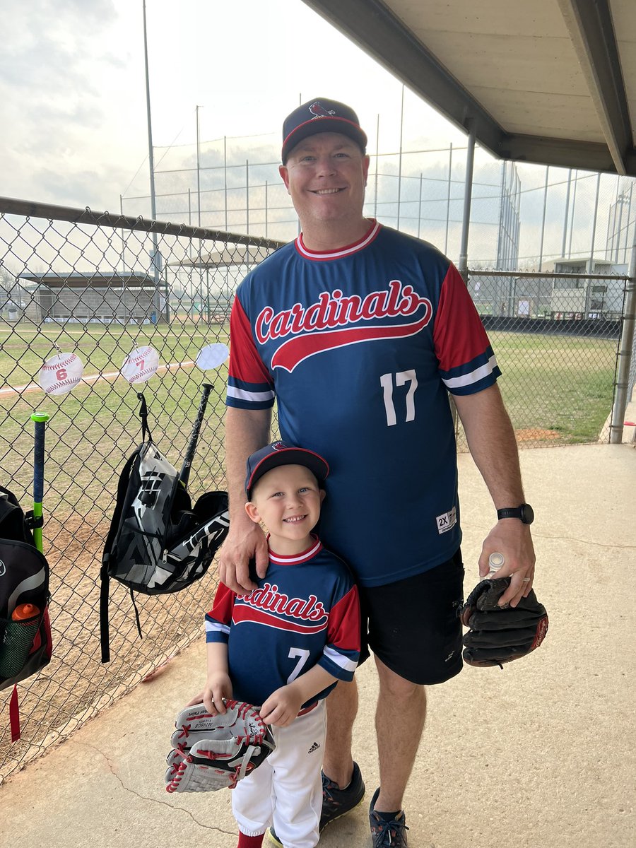 _Coach_Wood's tweet photo. Game dayyyy 😍⚾️ https://t.co/m2vm7xeL2a