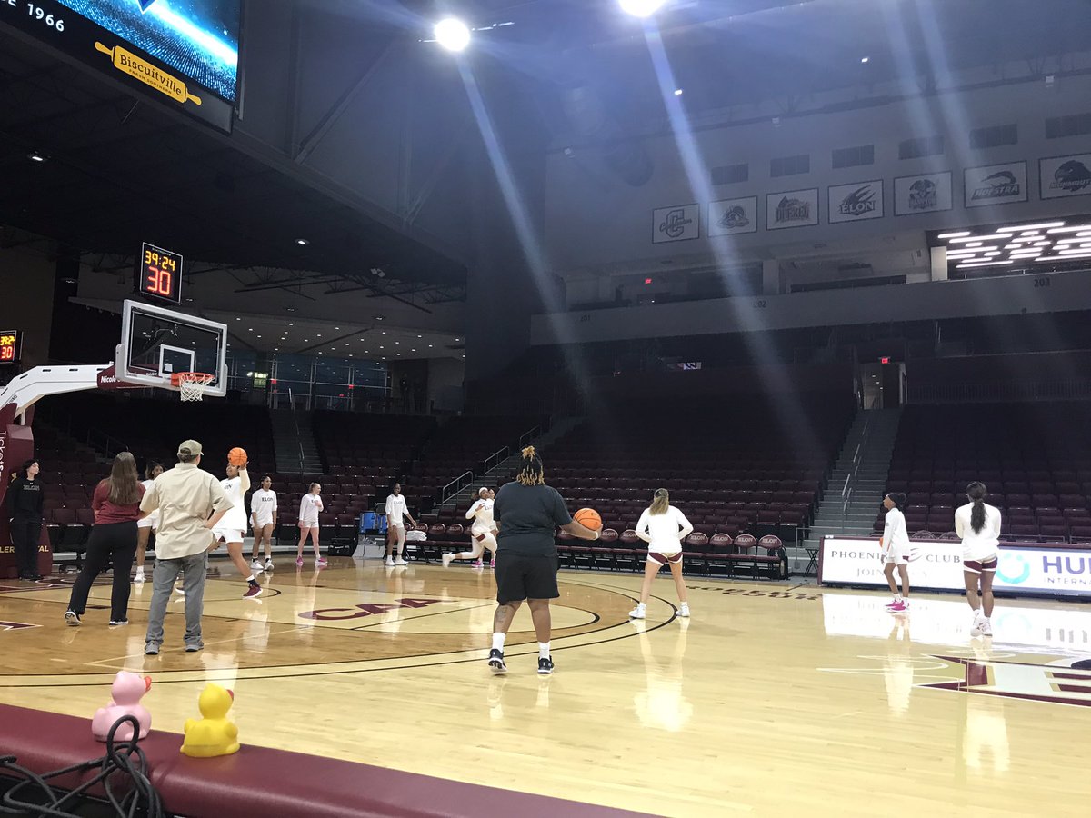 15 minutes til pregame on <a href="/wsoe893/">WSOE 89.3 FM</a>! <a href="/ElonWBasketball/">Elon Women's Basketball</a> takes on UNC Wilmington in a crucial game for seeding in the CAA tournament. <a href="/ByrnesBryson/">Sportscaster Byrnes</a> and I will have the call.